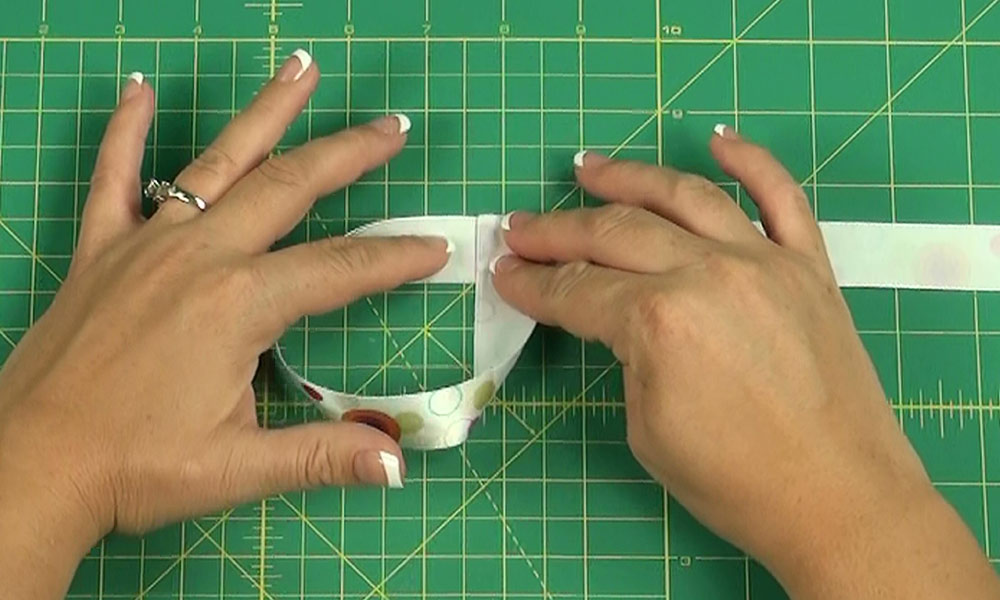 Woman making a Basic Bow