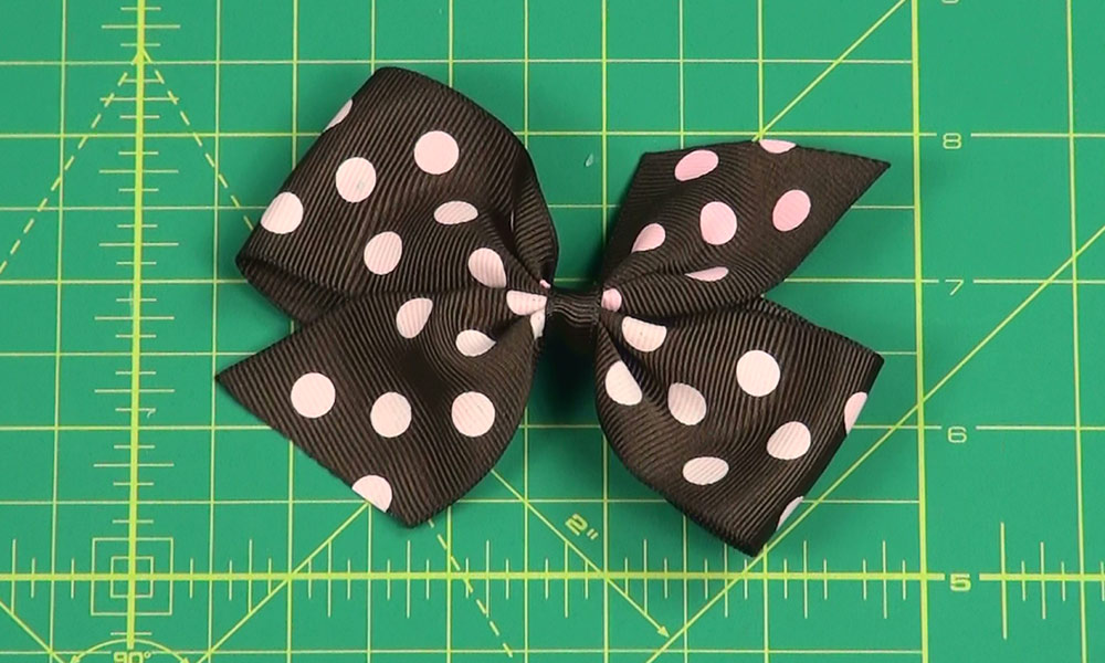 Completed Pinwheel Hair Bow Ver. 1